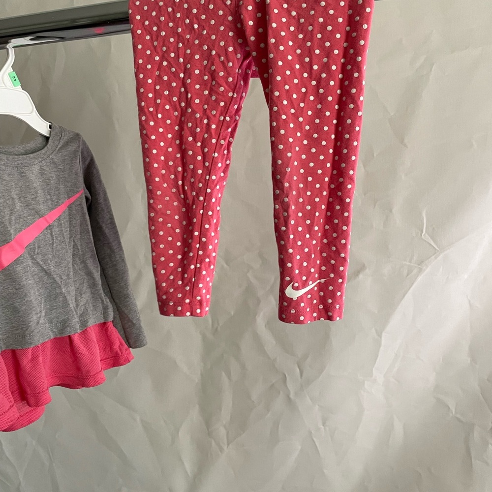 Toddler Girl 2T Nike Set